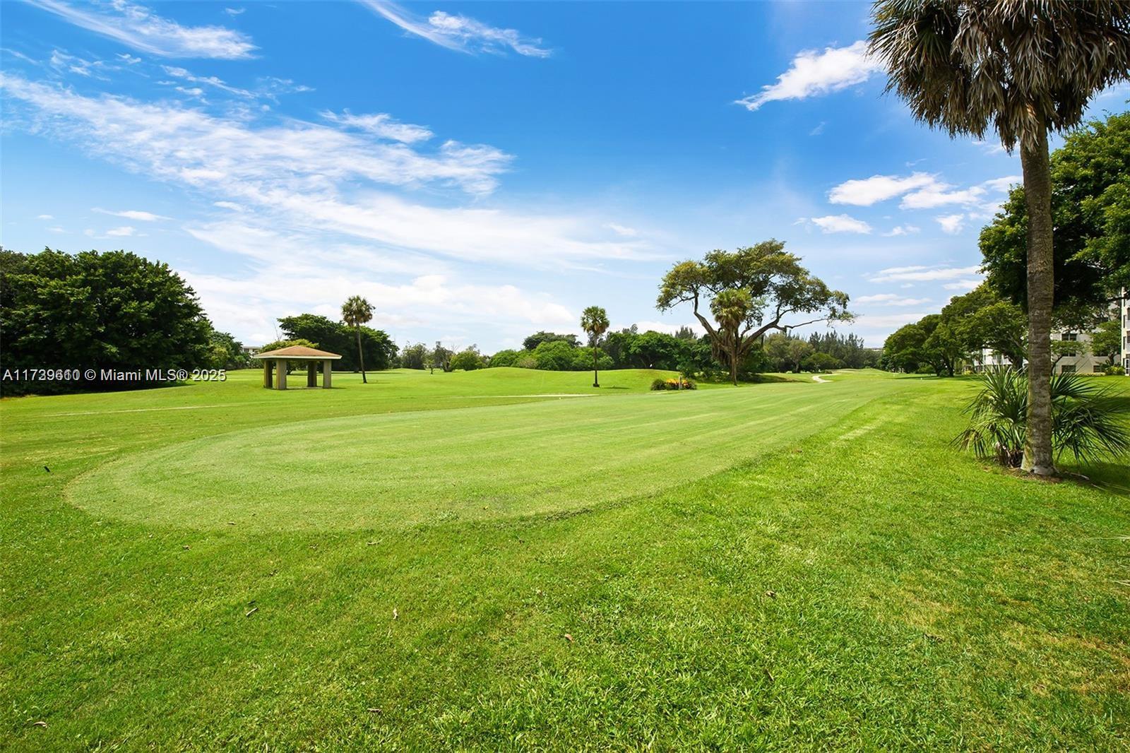 NO 8 PALM-AIRE COUNTRY CL - Residential