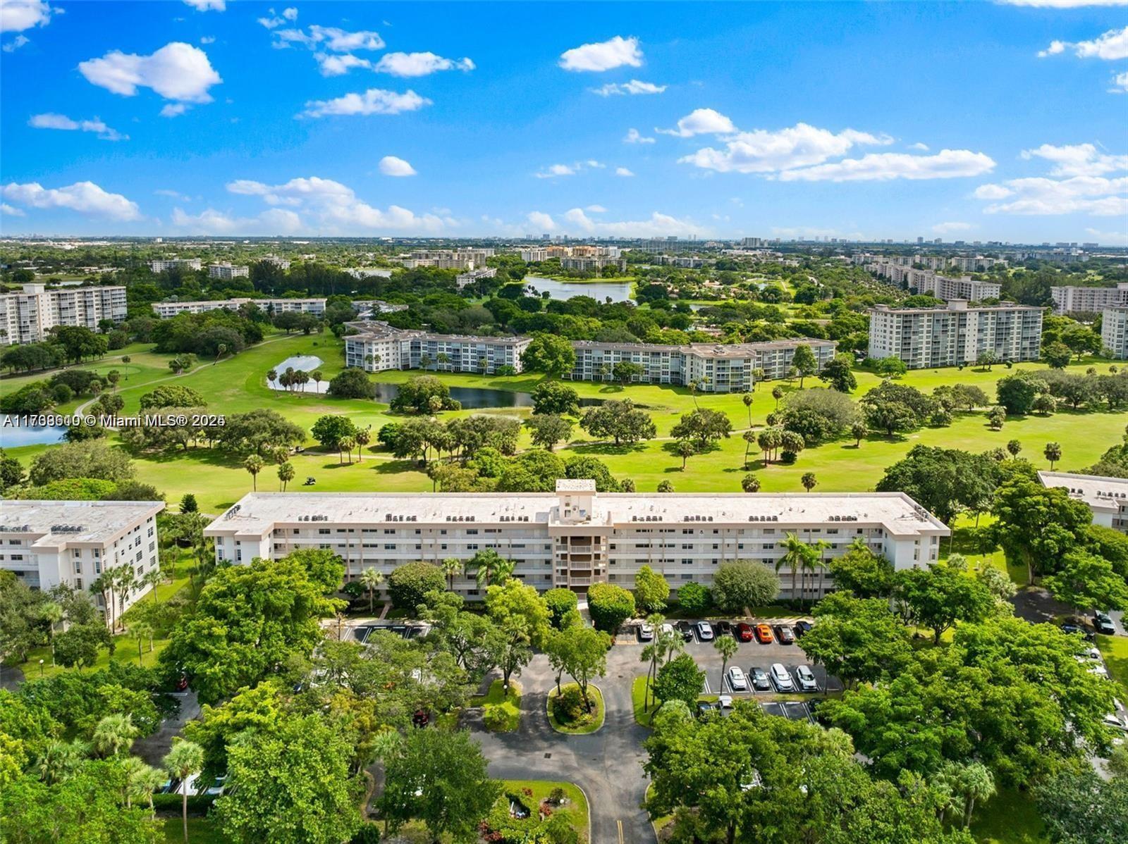 NO 8 PALM-AIRE COUNTRY CL - Residential