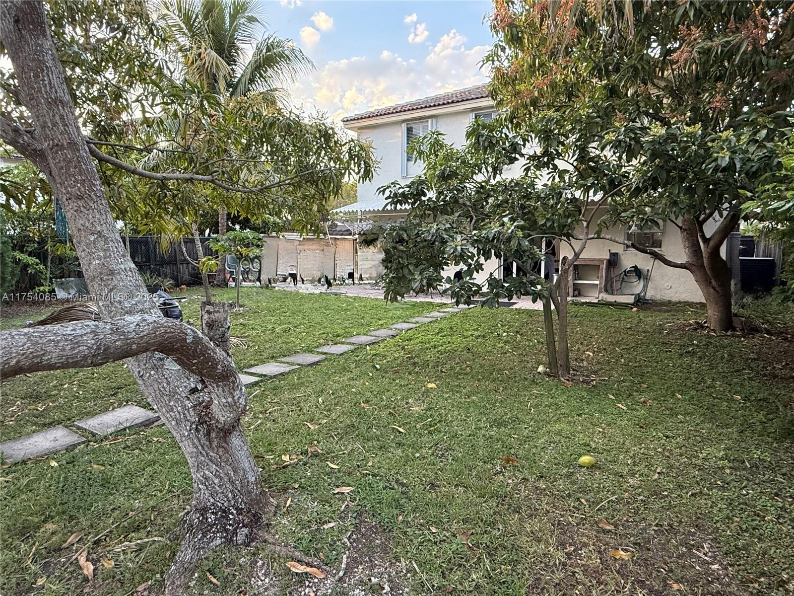 LAGO MAR 1ST ADDN - Residential