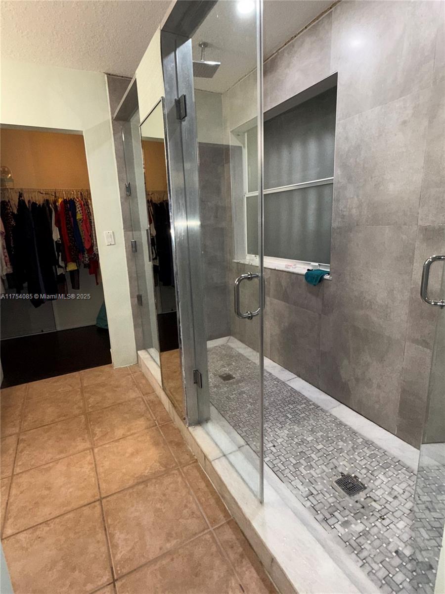 LAGO MAR 1ST ADDN - Residential