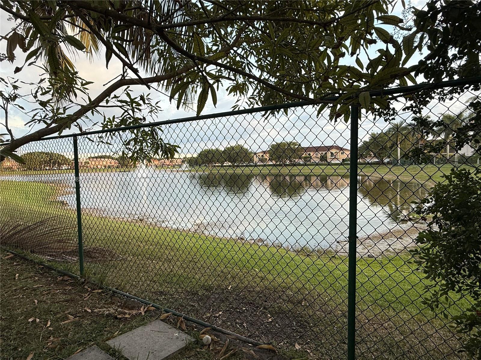 LAGO MAR 1ST ADDN - Residential
