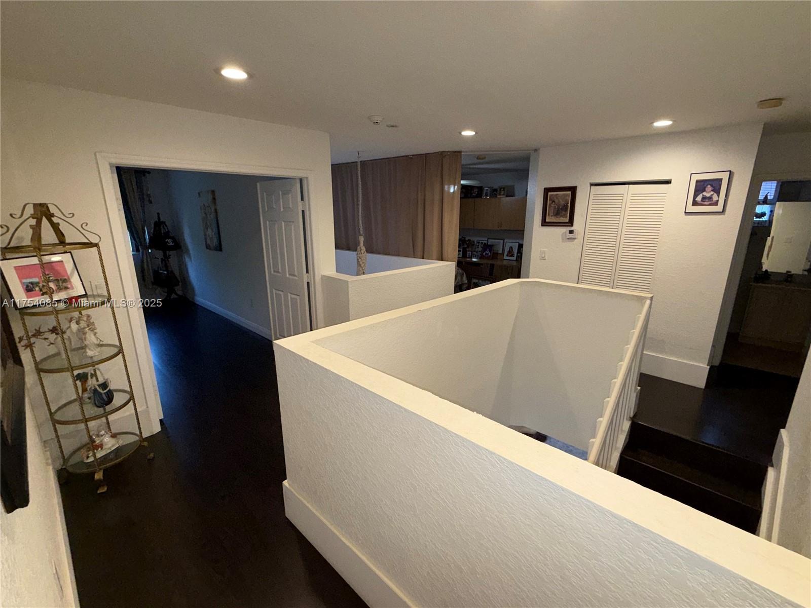 LAGO MAR 1ST ADDN - Residential