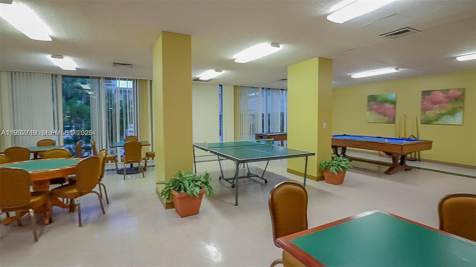 HEMISPHERES CONDO - Residential Lease