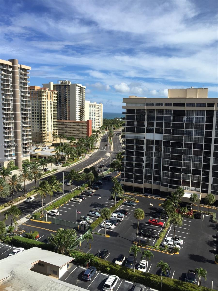 HEMISPHERES CONDO - Residential Lease