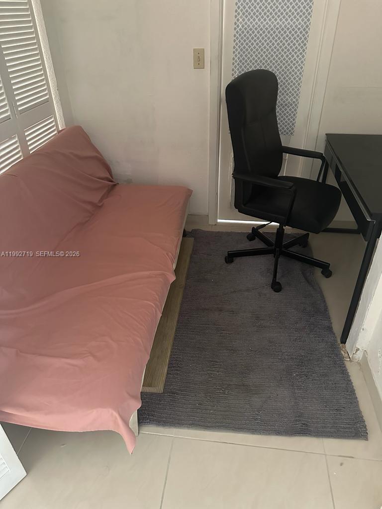 HEMISPHERES CONDO - Residential Lease