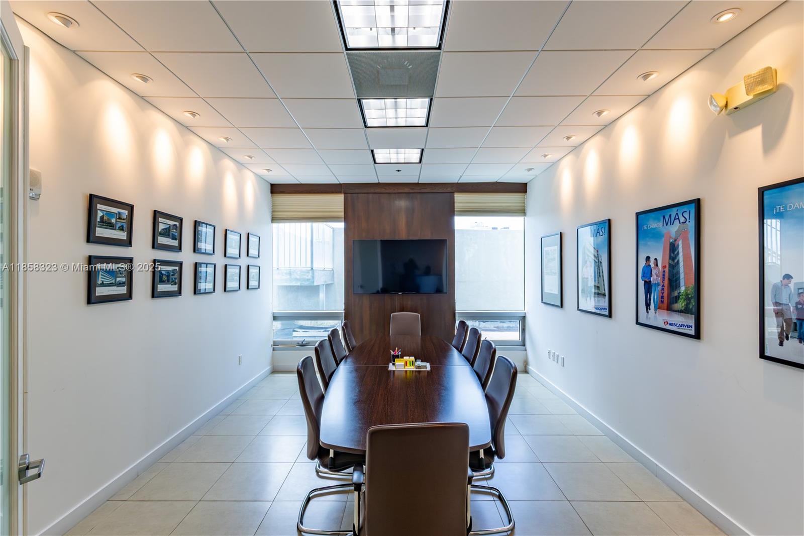 Class A office condo in One Aventura – ±1,355 SF (Suite 401) with modern build-out and furnishings. Features serene water views, attached covered parking (4/1000 ratio), and on-site amenities including a café and bank. Located steps from Aventura Park Square’s dining, retail, and fitness options, and minutes to Aventura Mall and Aventura Hospital. Ideal for professional services seeking a prestigious, move-in-ready space in the heart of Aventura.
