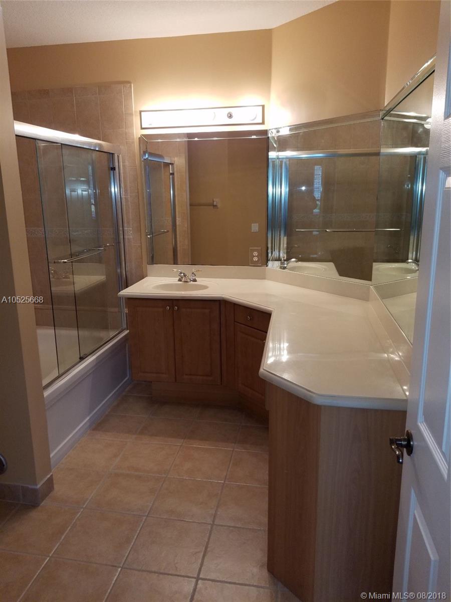 BELLAGIO AT VIZCAYA - Residential Lease