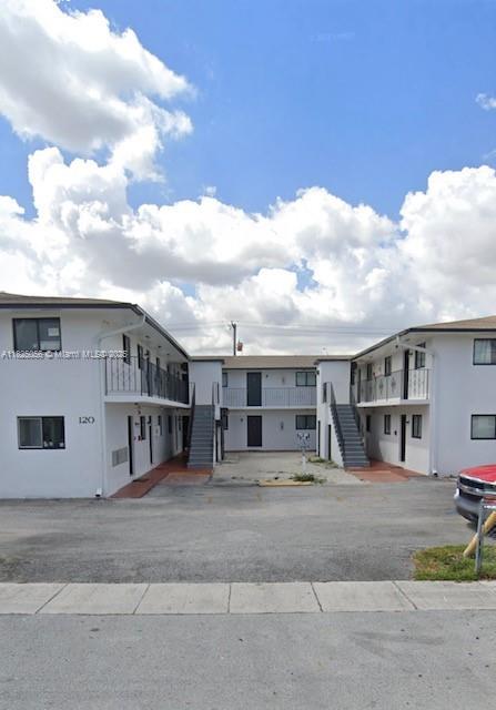 APARTMENT WITH WATER AND GARBAGE INCLUDED