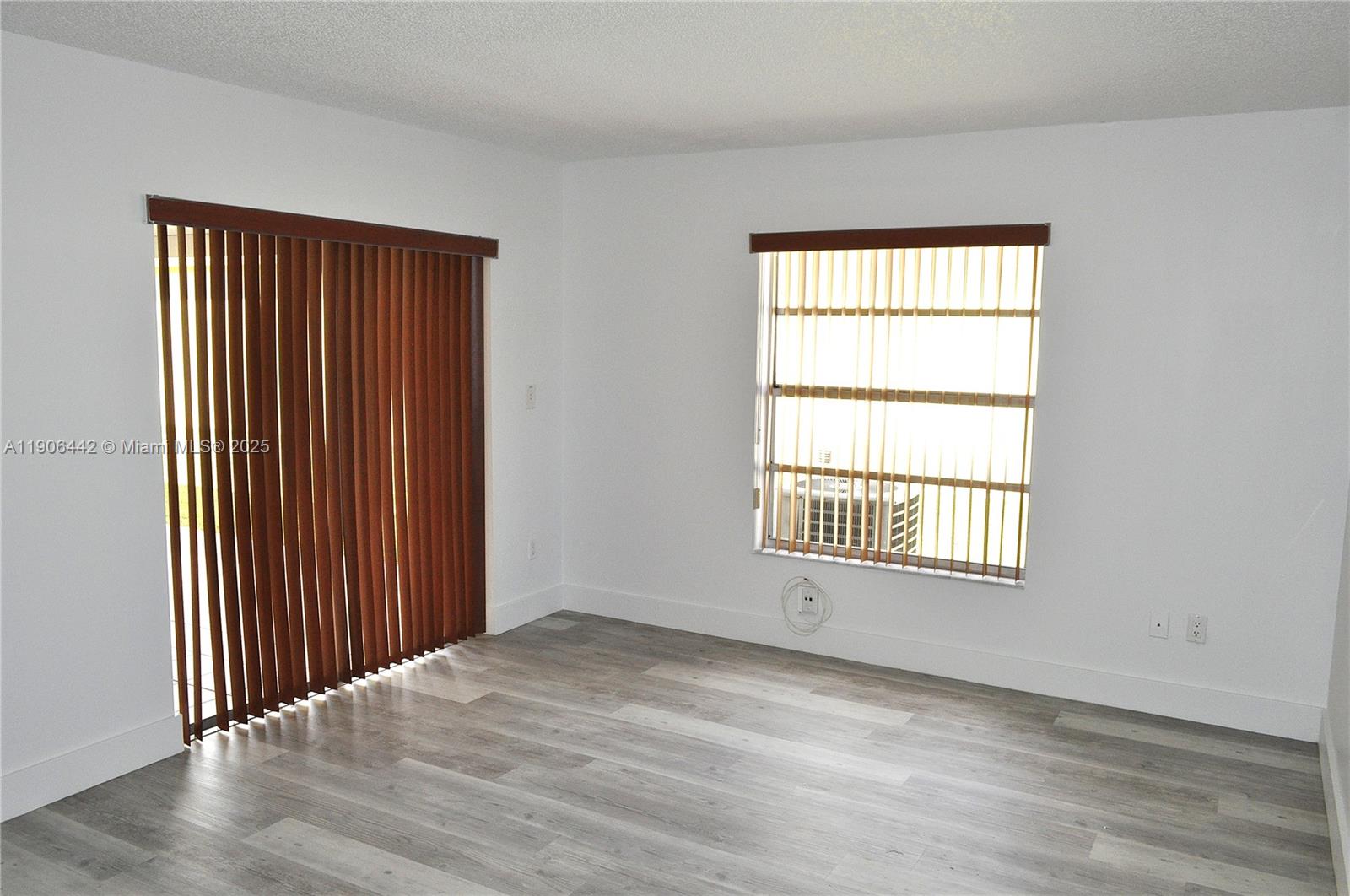 KENMORE VILLAS - Residential Lease