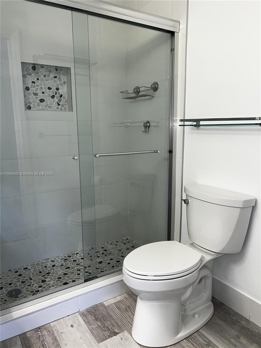 KENMORE VILLAS - Residential Lease