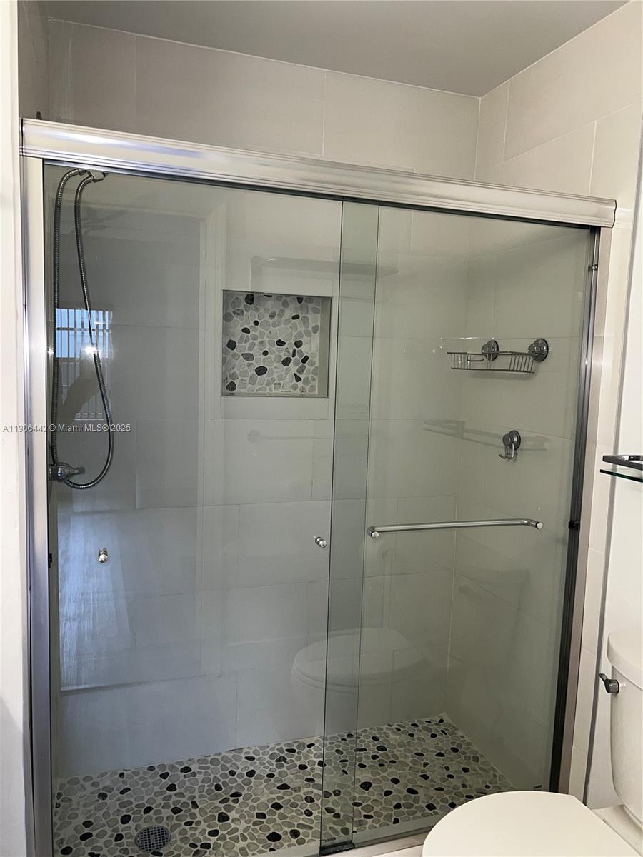 KENMORE VILLAS - Residential Lease