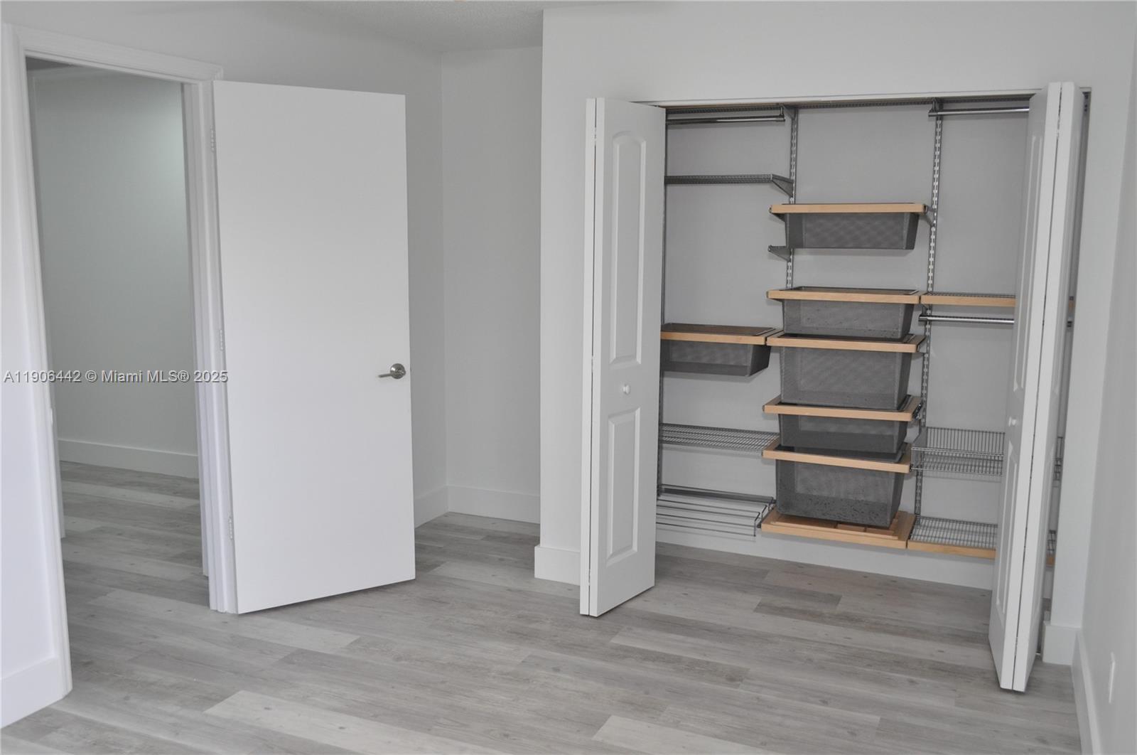 KENMORE VILLAS - Residential Lease