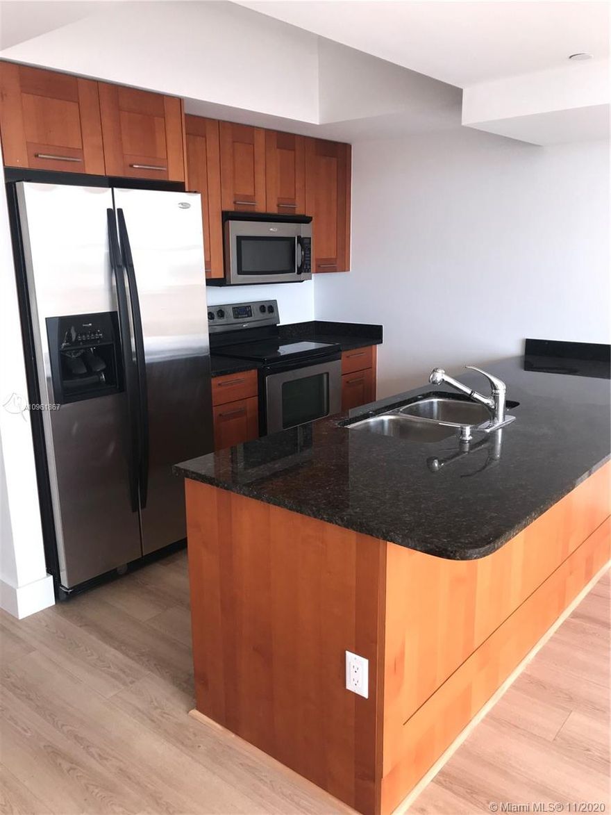 Spacious, open floor plan 2/2 with new flooring throughout and freshly painted. Apt is on high floor, marble bathrooms, stainless steel appliances with granite countertops. Building has a gym, pool deck. Walking distance to Merrick Park, public transportation, restaurants, close to University of Miami.