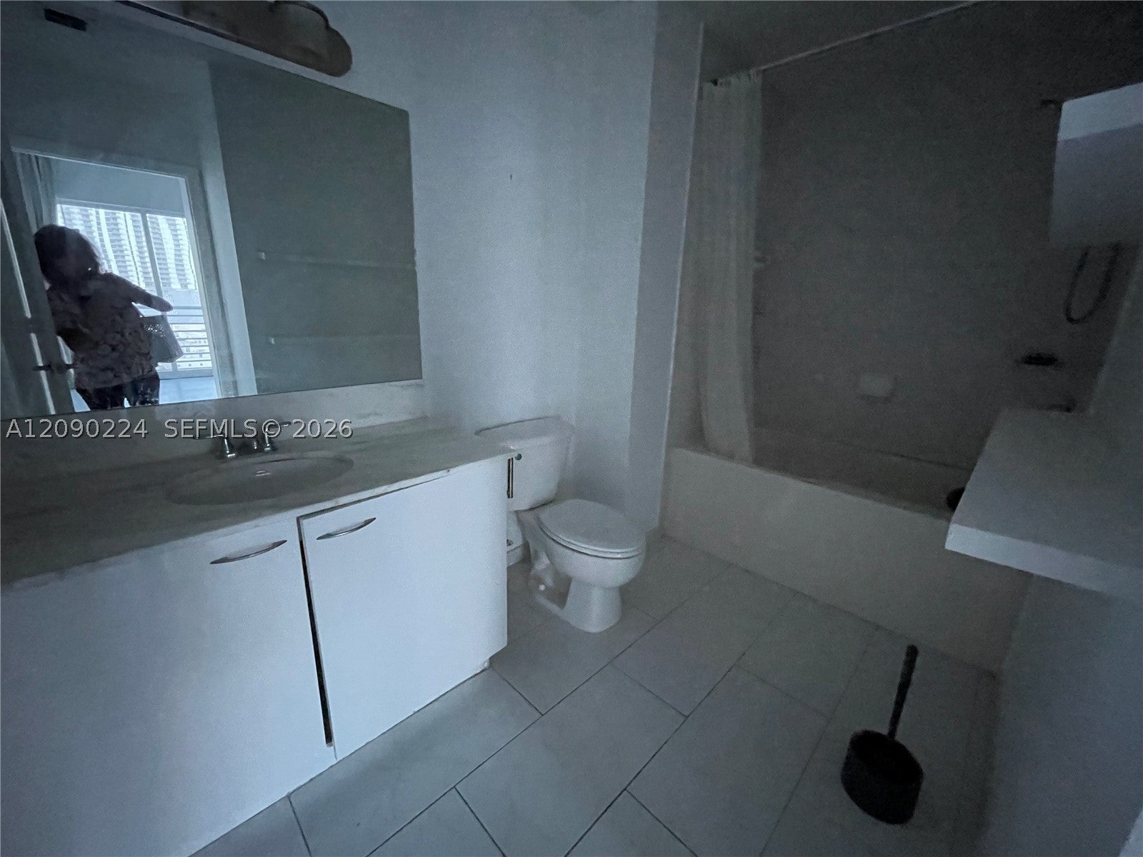 133 NE 2nd Ave 1406