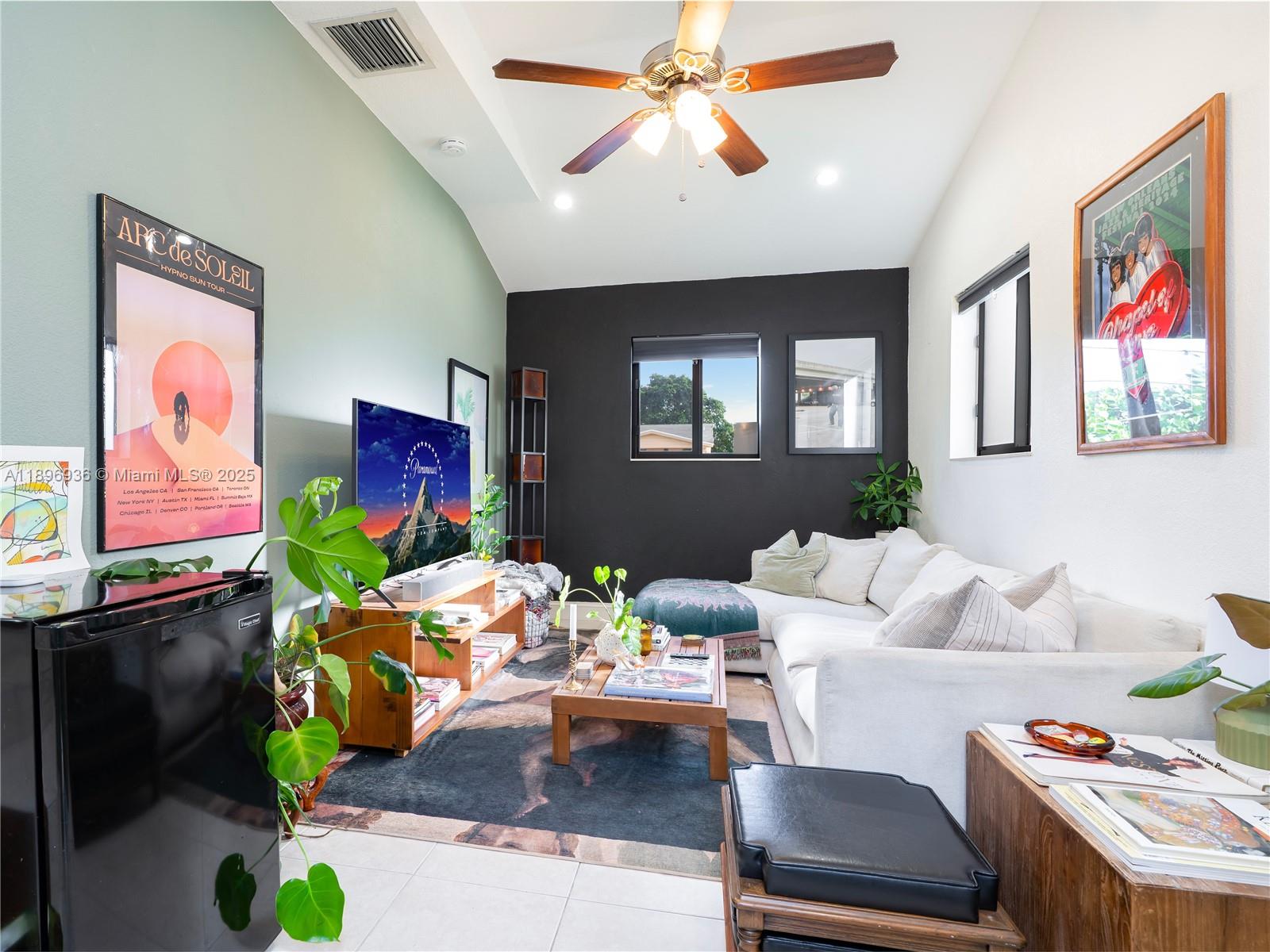 BUENA VISTA HEIGHTS EXTEN - Residential Lease