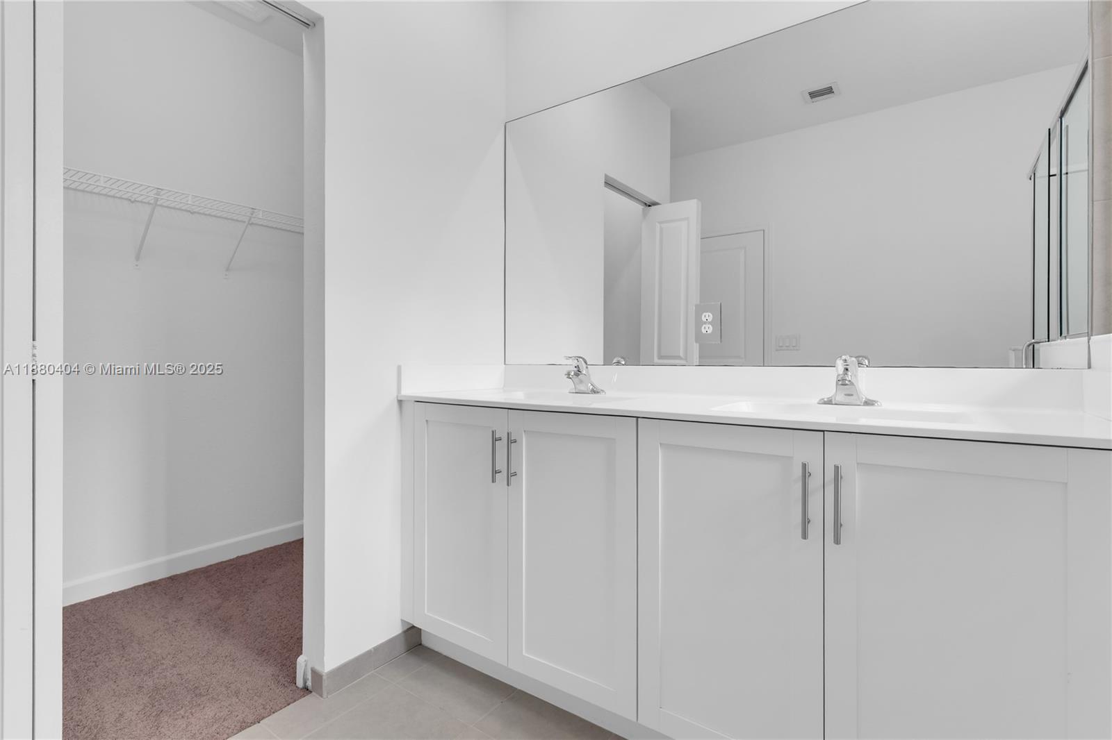 PINE ISLE @PINE VISTA - Residential