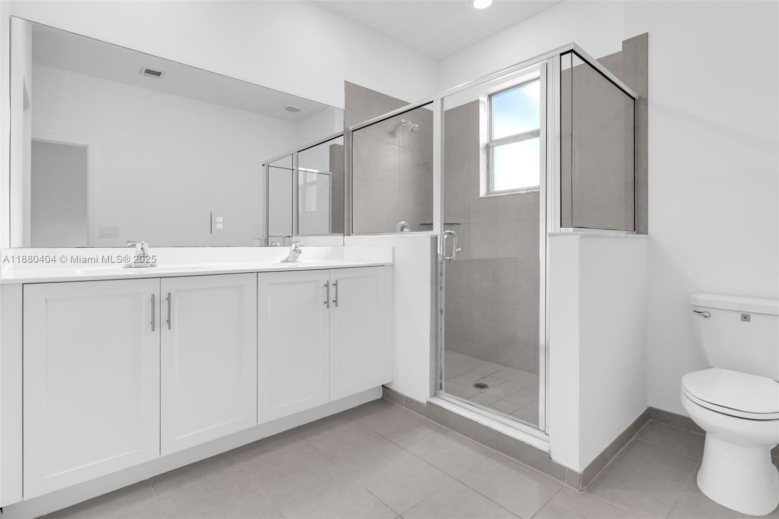 PINE ISLE @PINE VISTA - Residential