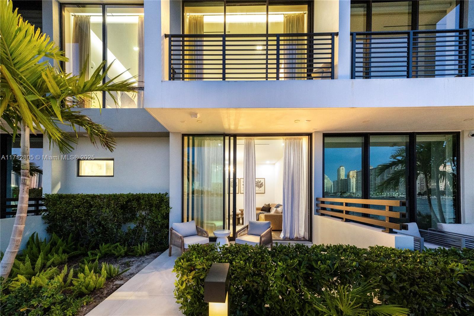 EASTERN SHORES - Residential