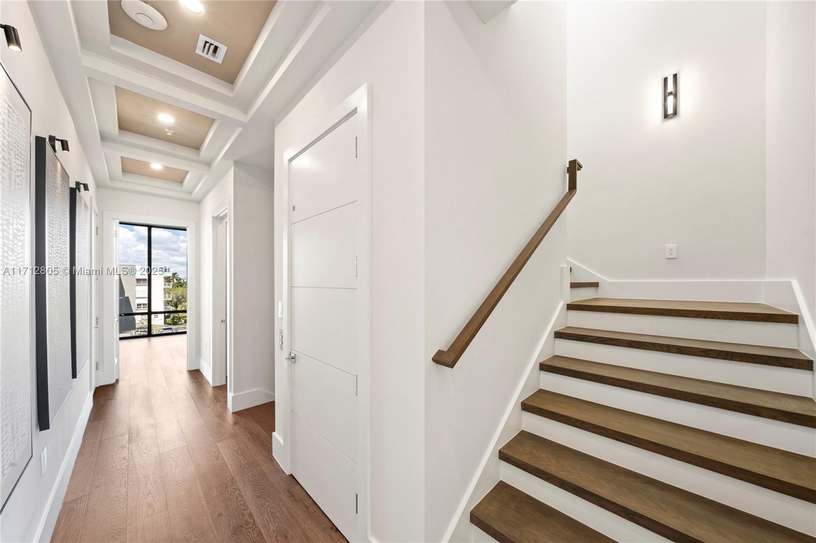 EASTERN SHORES - Residential