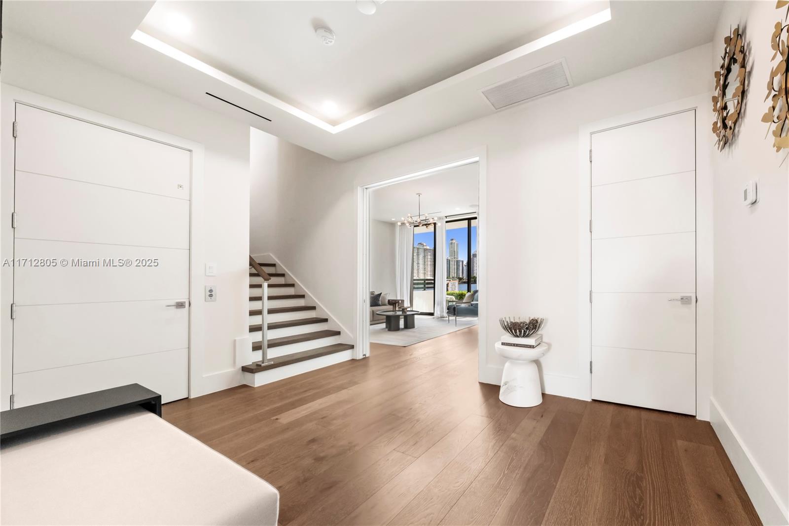 EASTERN SHORES - Residential