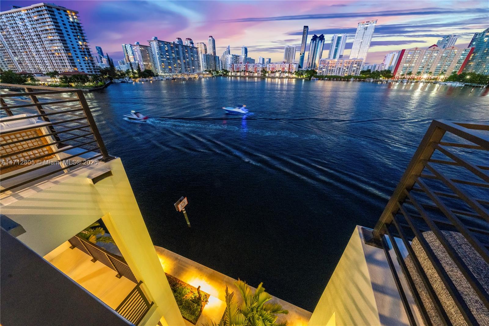 EASTERN SHORES - Residential