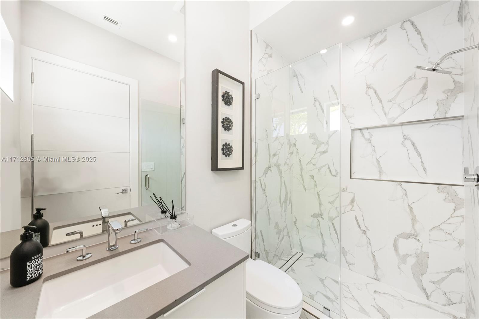 EASTERN SHORES - Residential