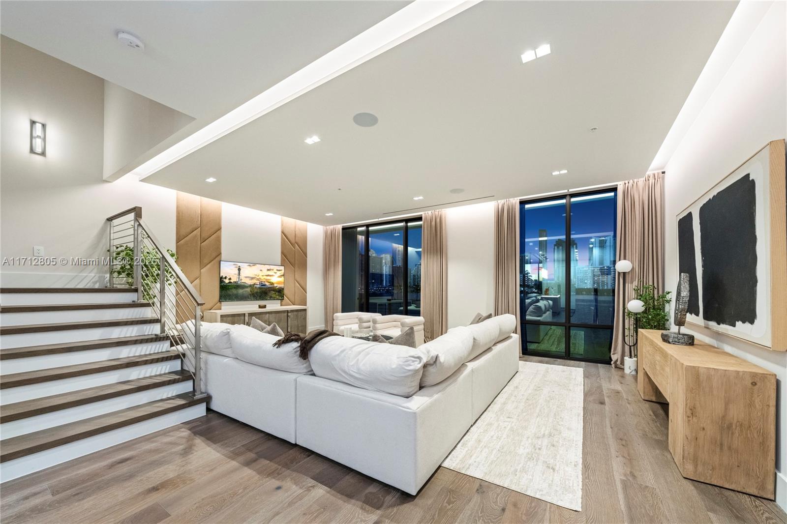 EASTERN SHORES - Residential