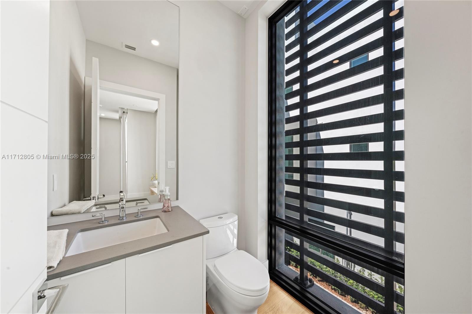 EASTERN SHORES - Residential