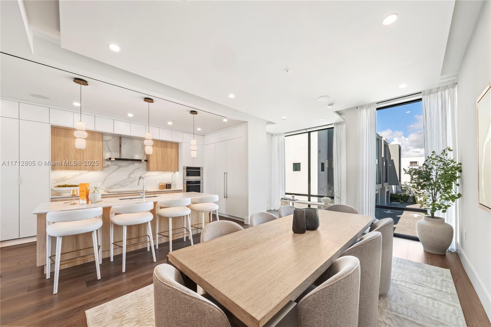 EASTERN SHORES - Residential