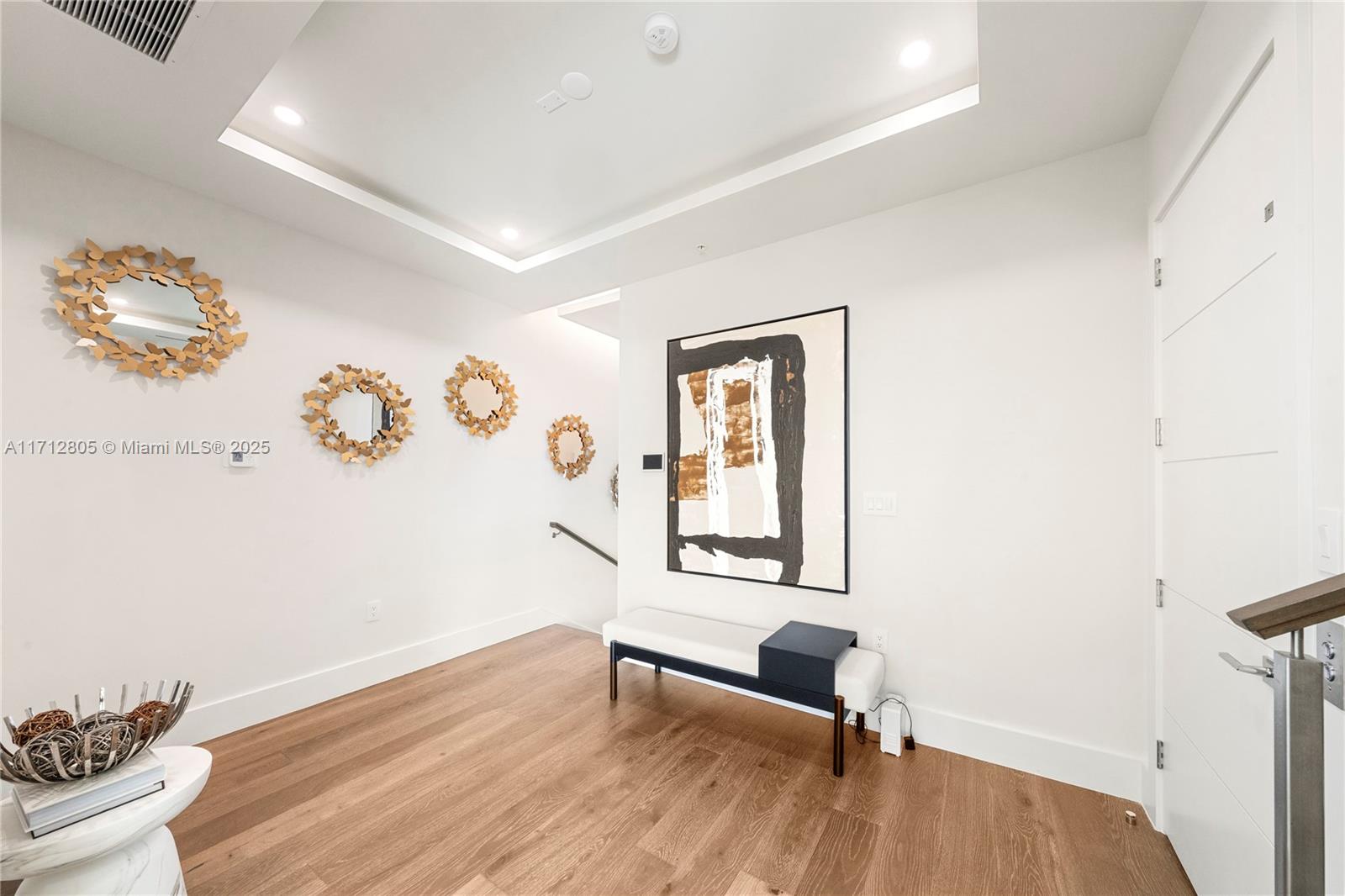 EASTERN SHORES - Residential