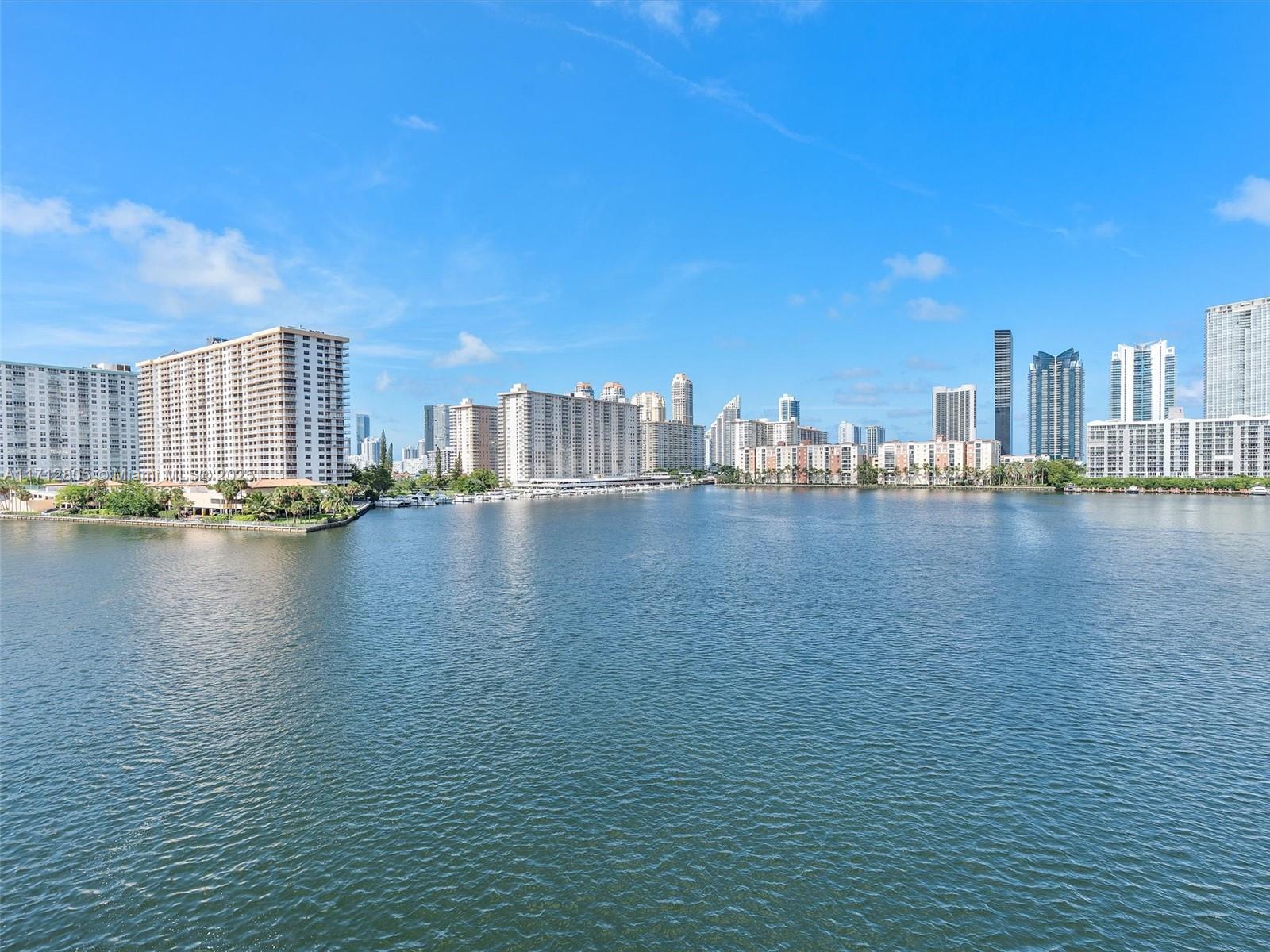 EASTERN SHORES - Residential