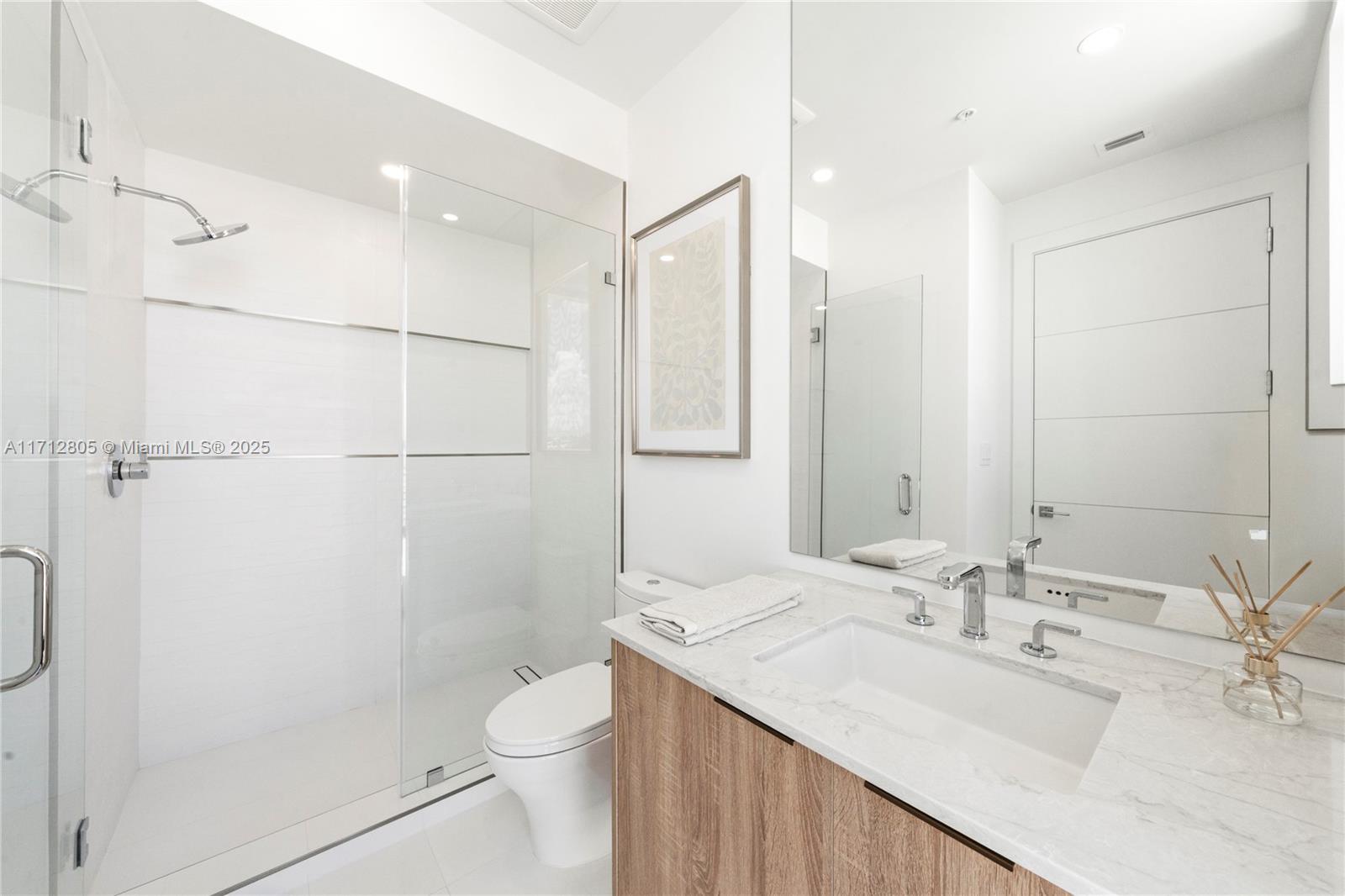 EASTERN SHORES - Residential