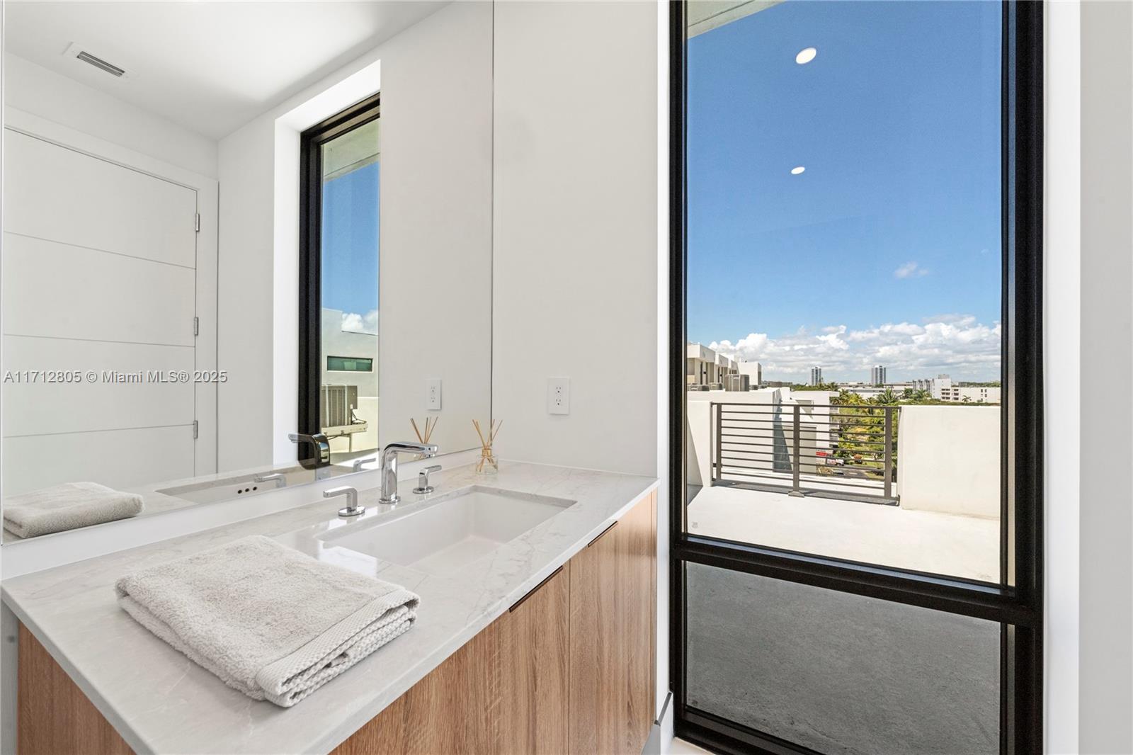 EASTERN SHORES - Residential