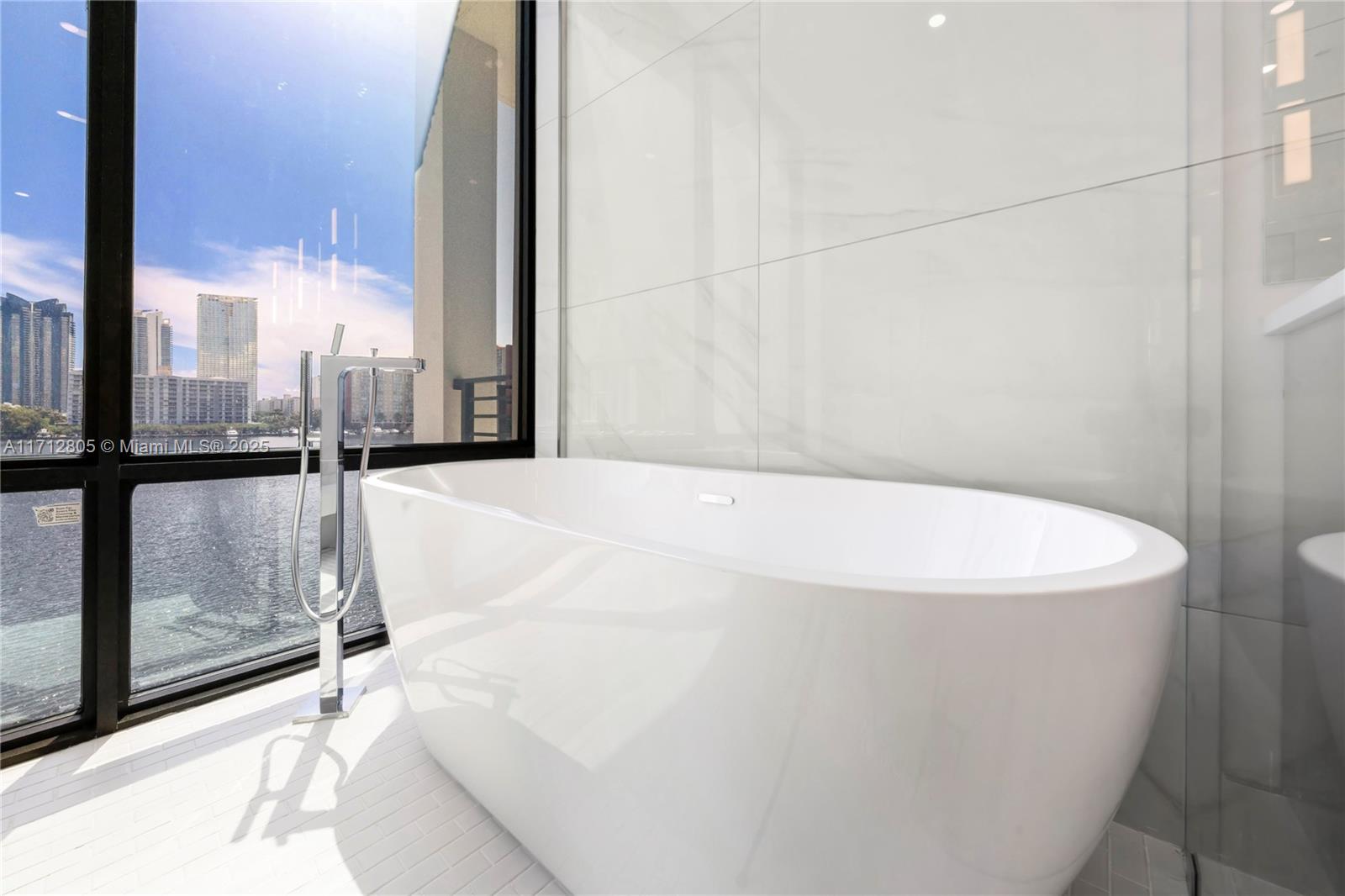 EASTERN SHORES - Residential