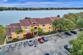 SAILBOAT POINTE CONDO - Residential
