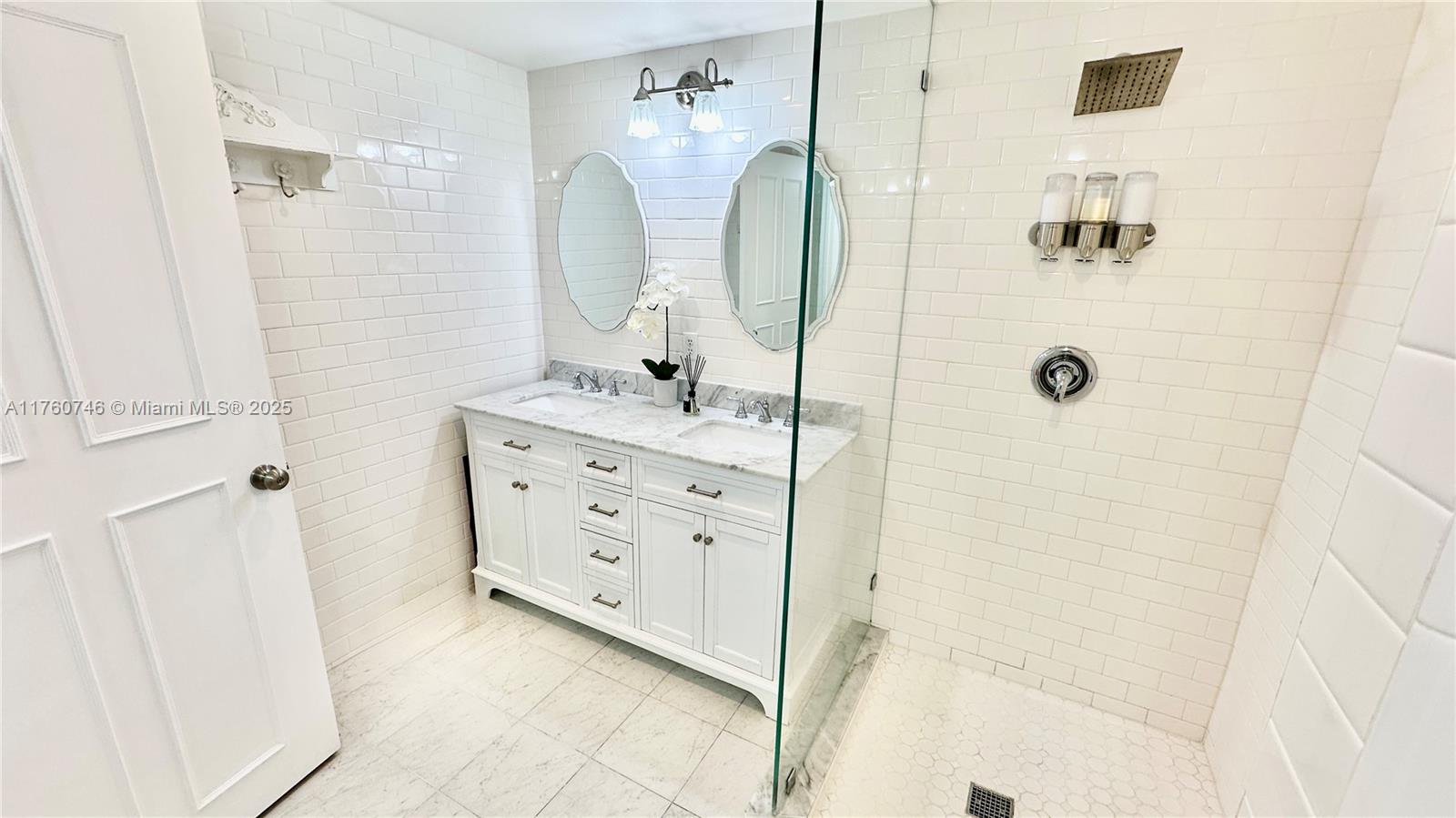 THE BRIDGEWATER CONDO - Residential Lease