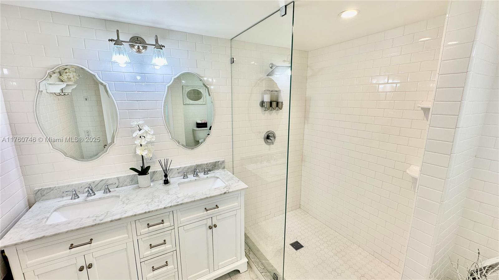 THE BRIDGEWATER CONDO - Residential Lease