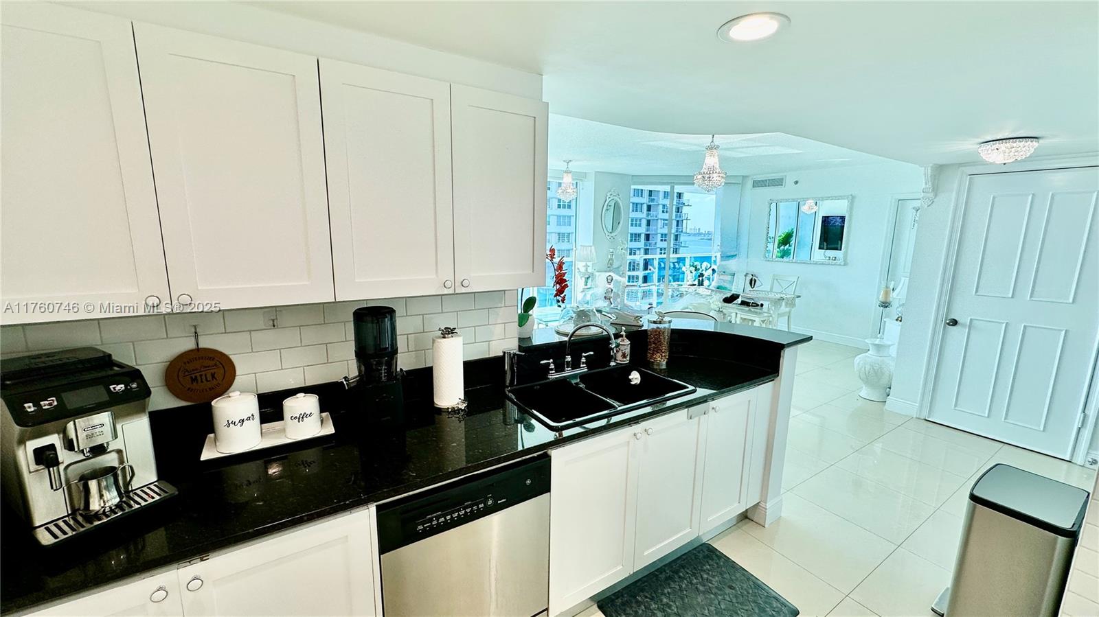 THE BRIDGEWATER CONDO - Residential Lease