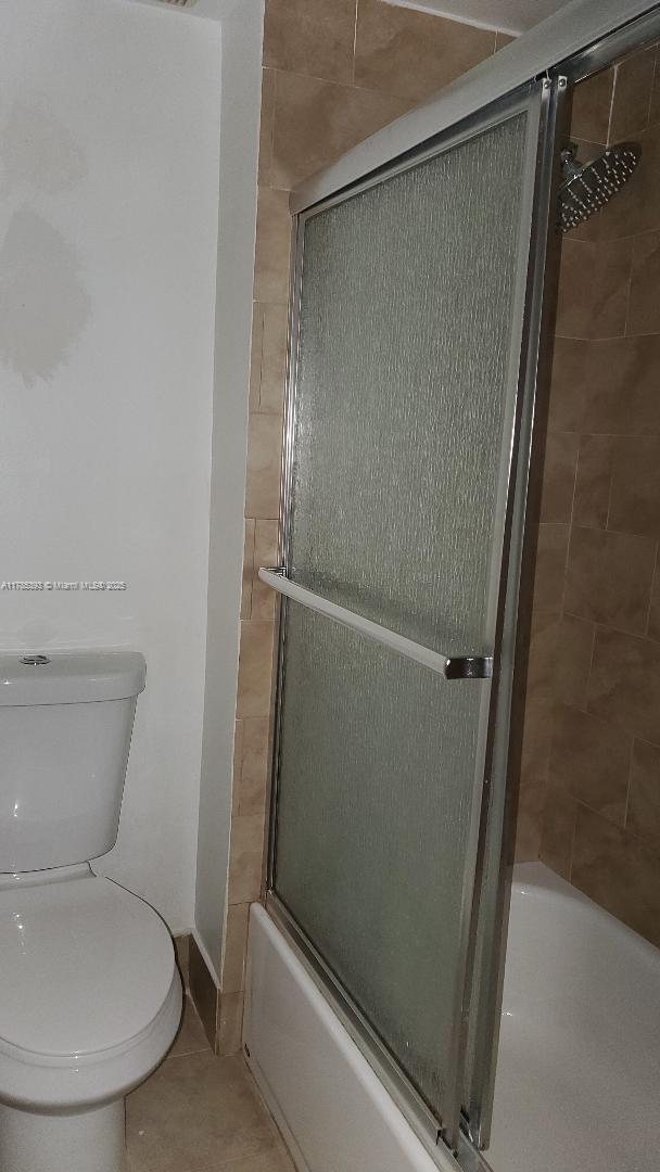 RACQUET CLUB APARTMENTS A - Residential