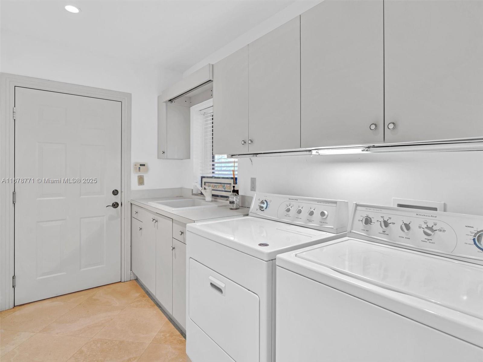 STILWELL ISLES ISLE OF PA - Residential