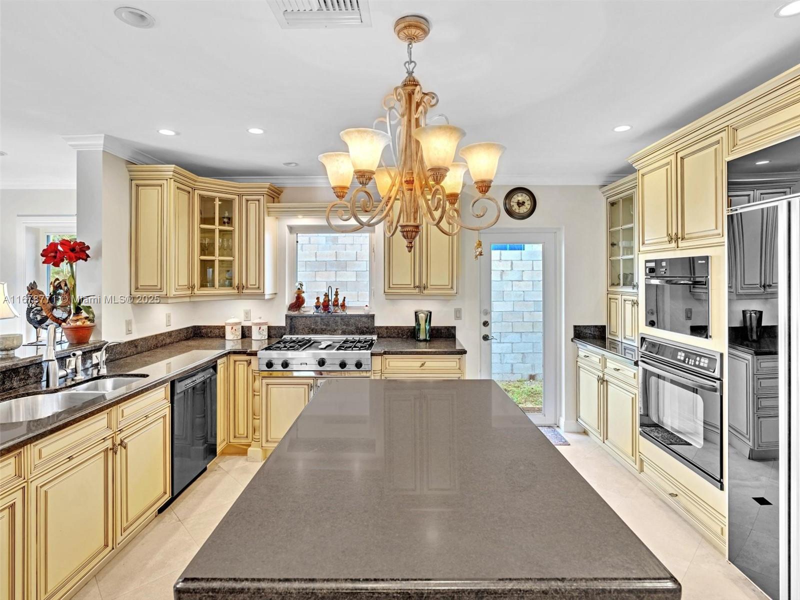 STILWELL ISLES ISLE OF PA - Residential