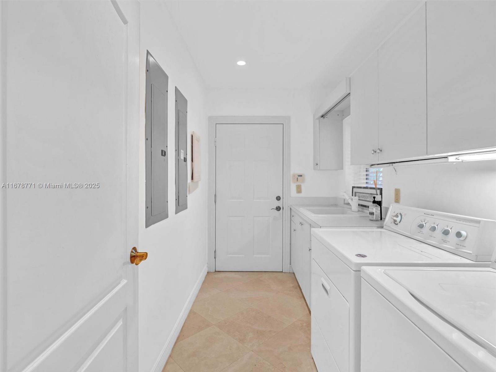 STILWELL ISLES ISLE OF PA - Residential