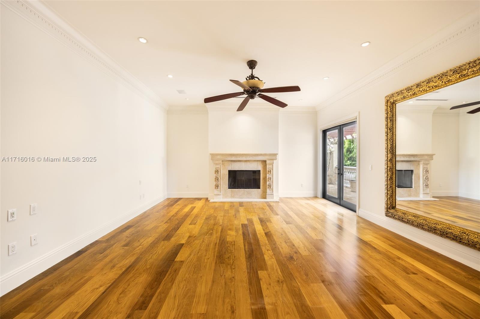 MARTIN SUBURBAN ACRES - Residential