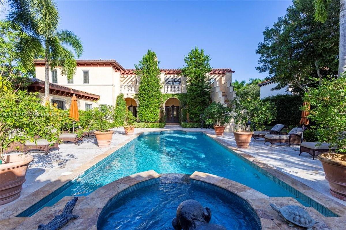 9940 W Suburban Dr