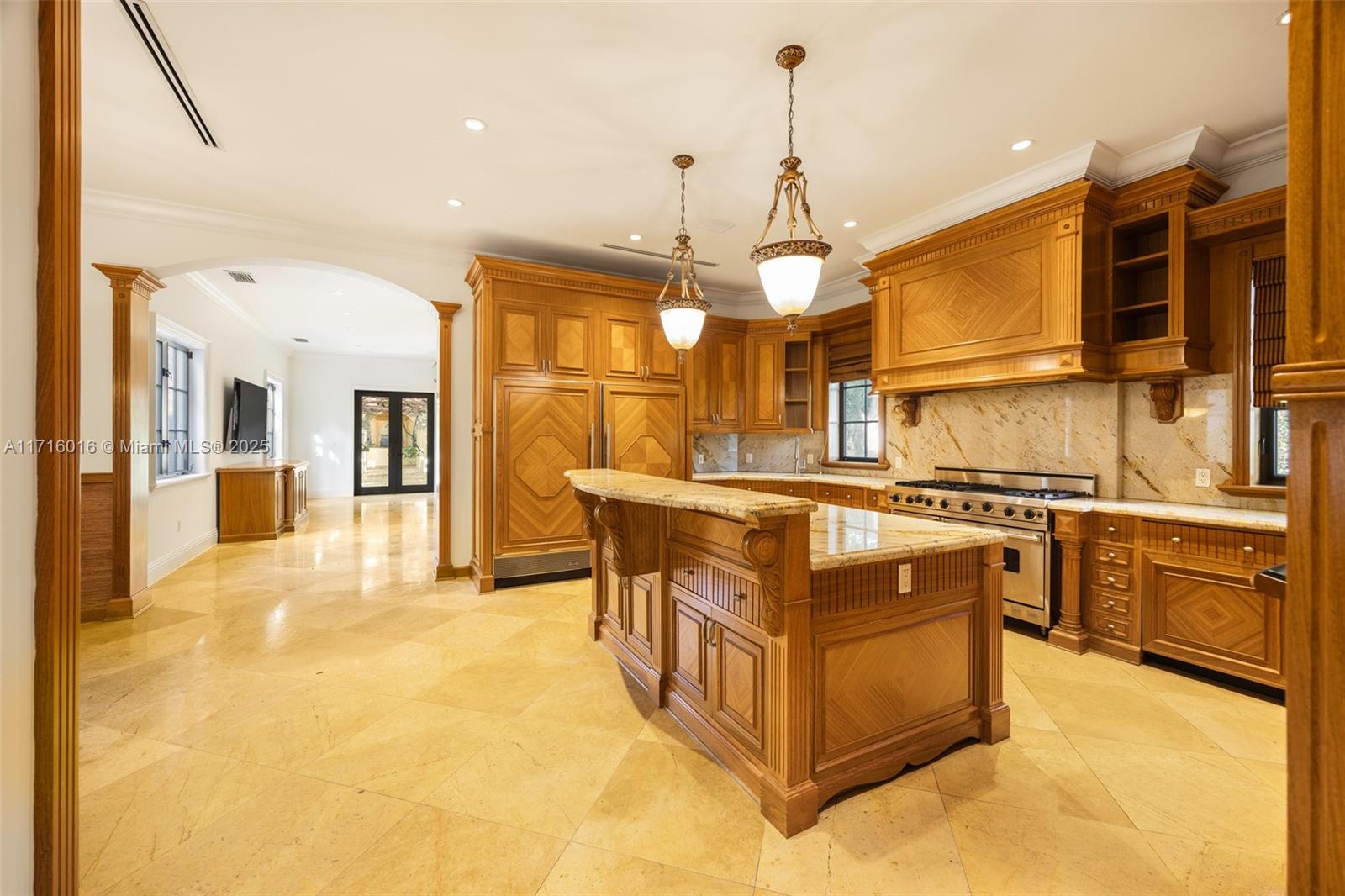 MARTIN SUBURBAN ACRES - Residential