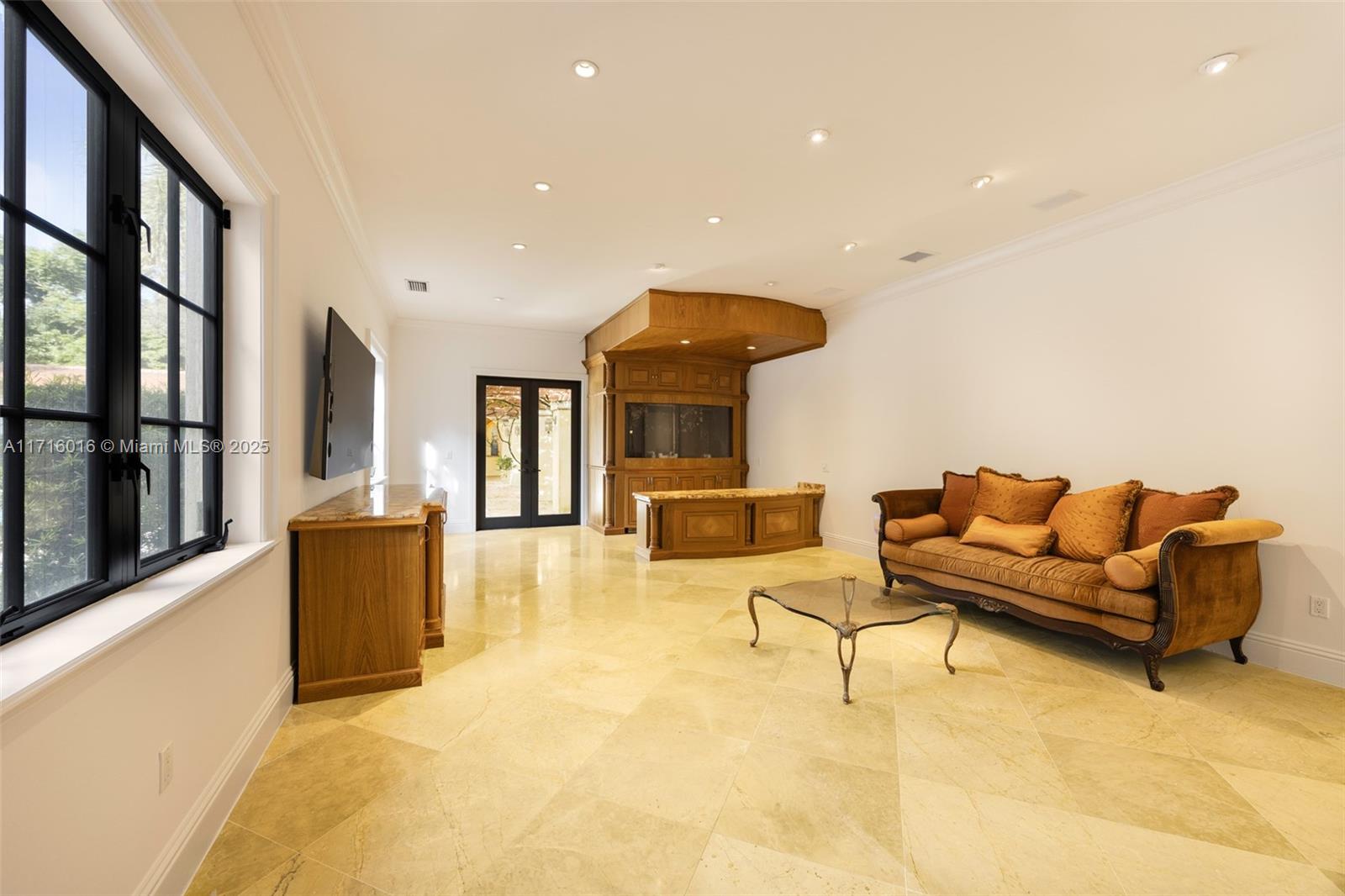 MARTIN SUBURBAN ACRES - Residential