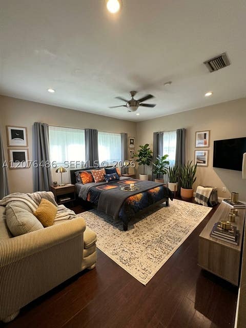 Tiny photo for 400 NE 2nd St, Pompano Beach, FL 33060 (MLS # A12076486)