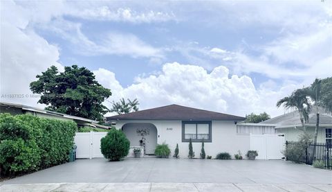 2150 NW 43rd St Miami FL 33142