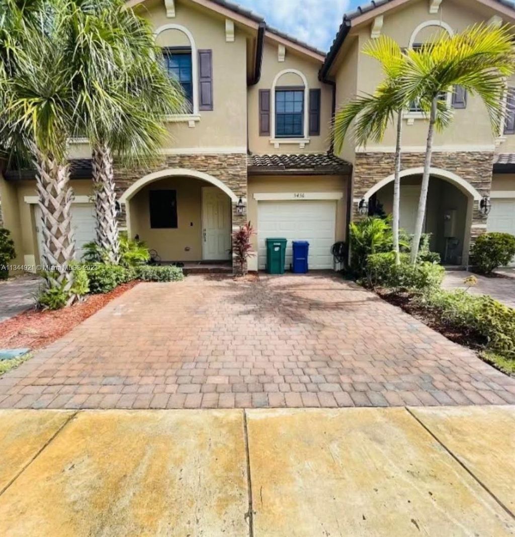 Photo of 5436 NW 27th St #5436, Margate, FL 33063 (MLS # A11344921)