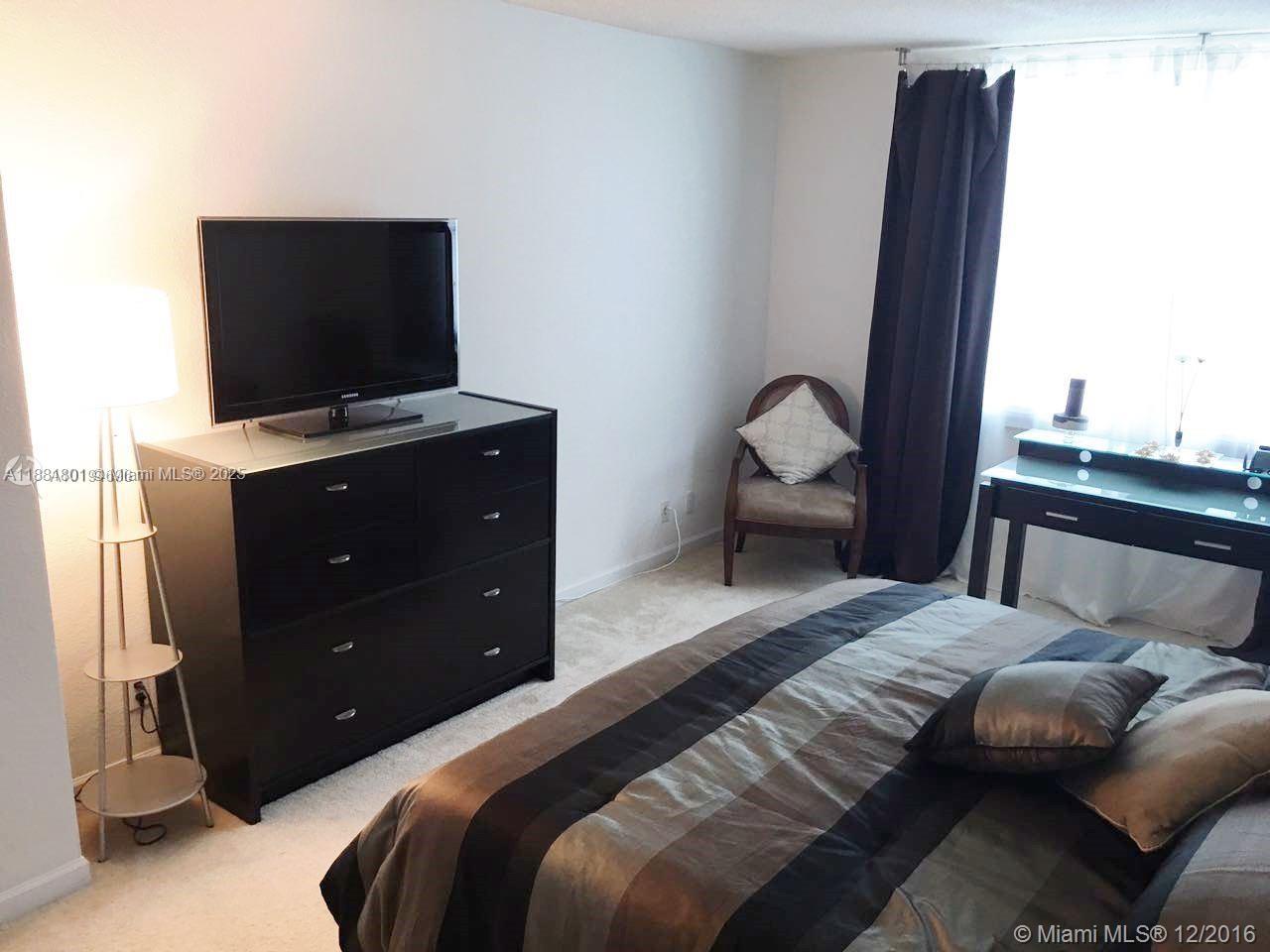 WAVE CONDO - Residential Lease